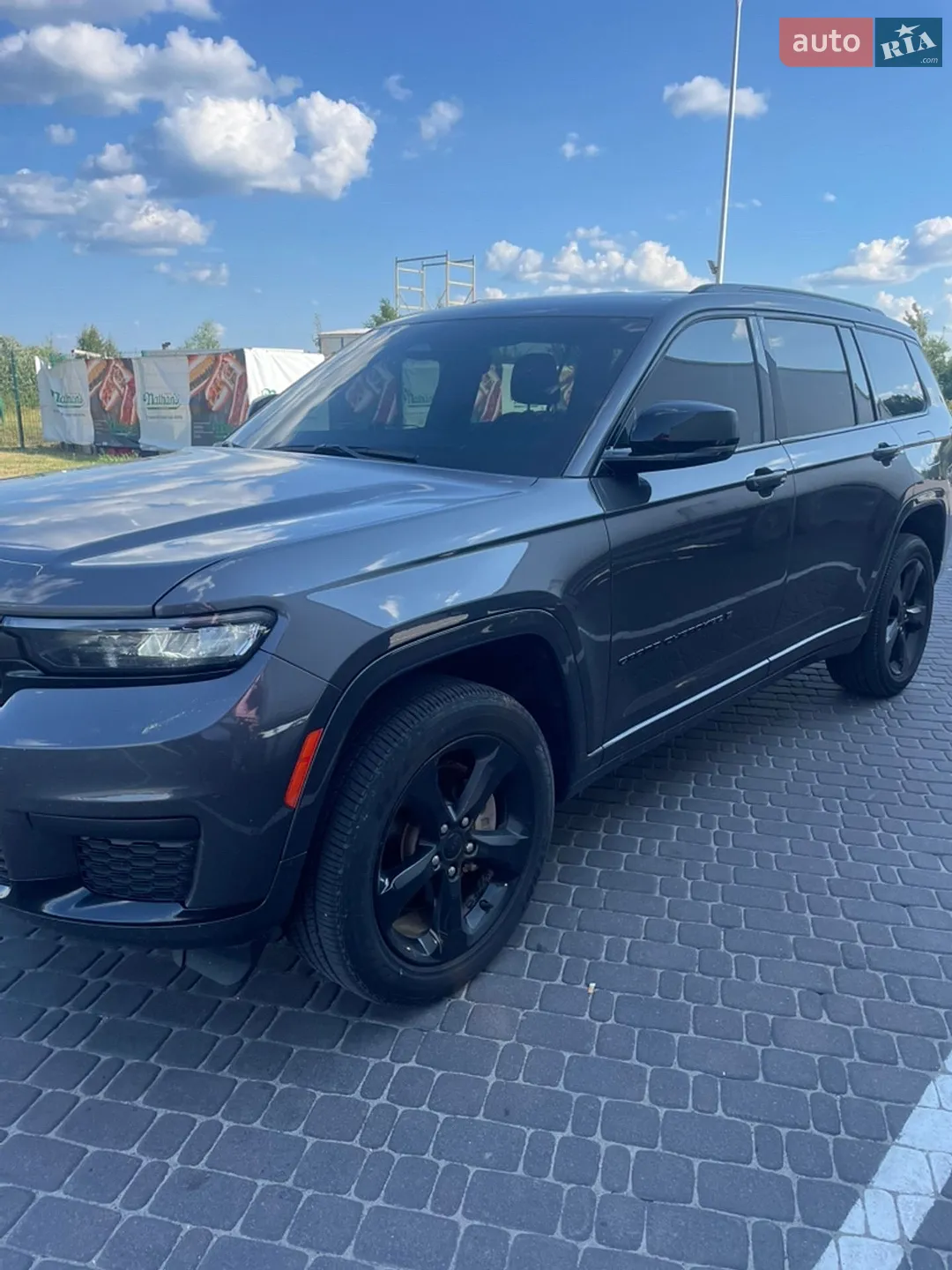 2023 Jeep Grand Cherokee - мініатюра 3