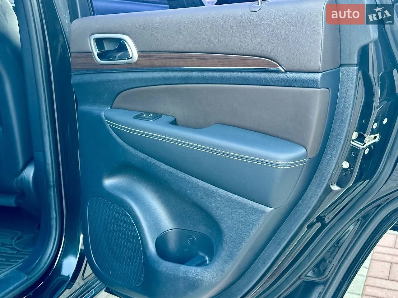 2014 Jeep Grand Cherokee - мініатюра 42