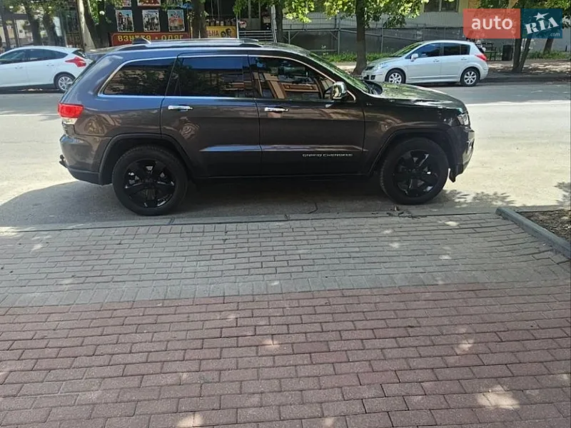 Jeep Grand Cherokee 2016
