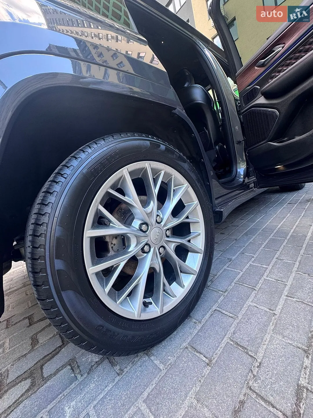 2023 Jeep Grand Cherokee - мініатюра 26