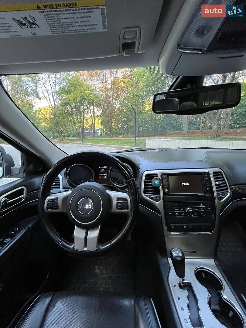 2012 Jeep Grand Cherokee - мініатюра 21