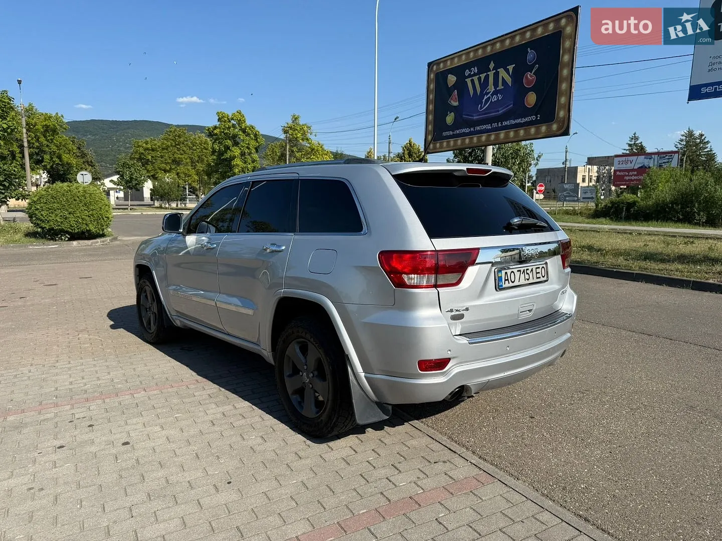 2011 Jeep Grand Cherokee - мініатюра 8