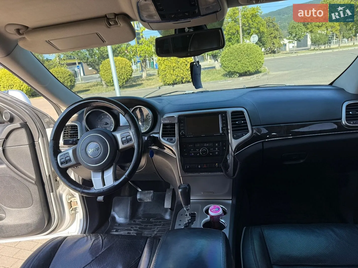 2011 Jeep Grand Cherokee - мініатюра 18