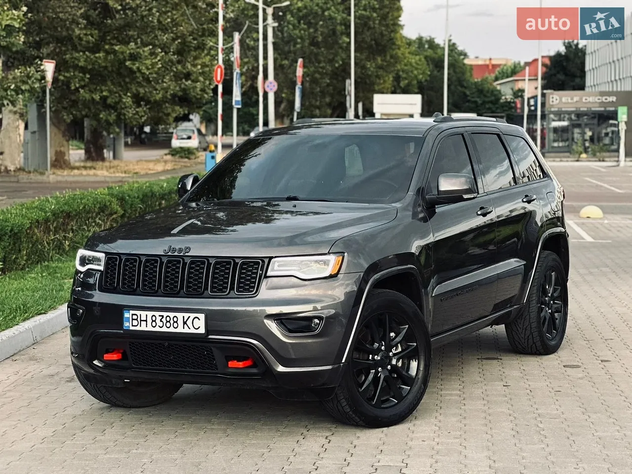 2020 Jeep Grand Cherokee - мініатюра 10