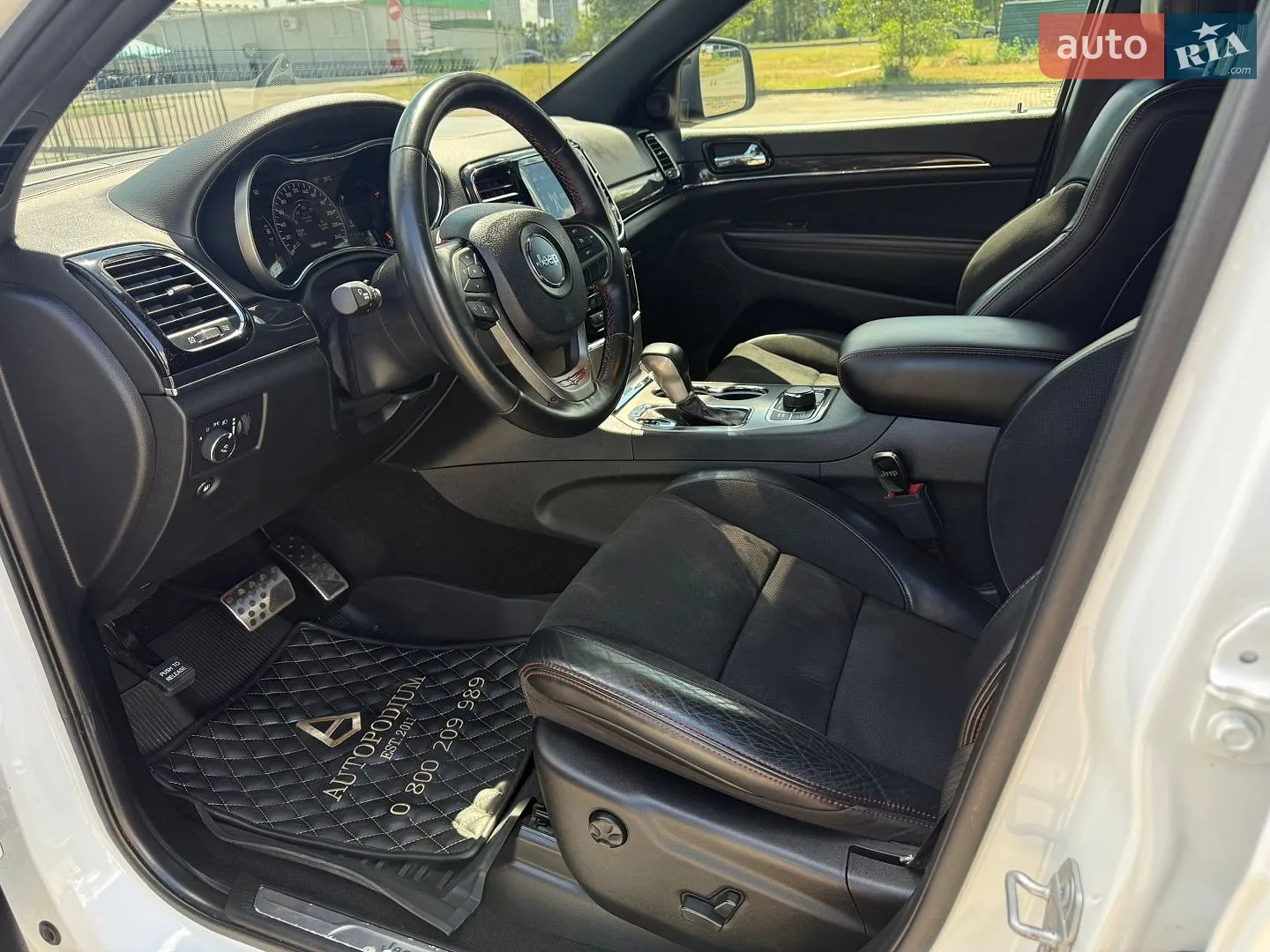 2020 Jeep Grand Cherokee - мініатюра 13