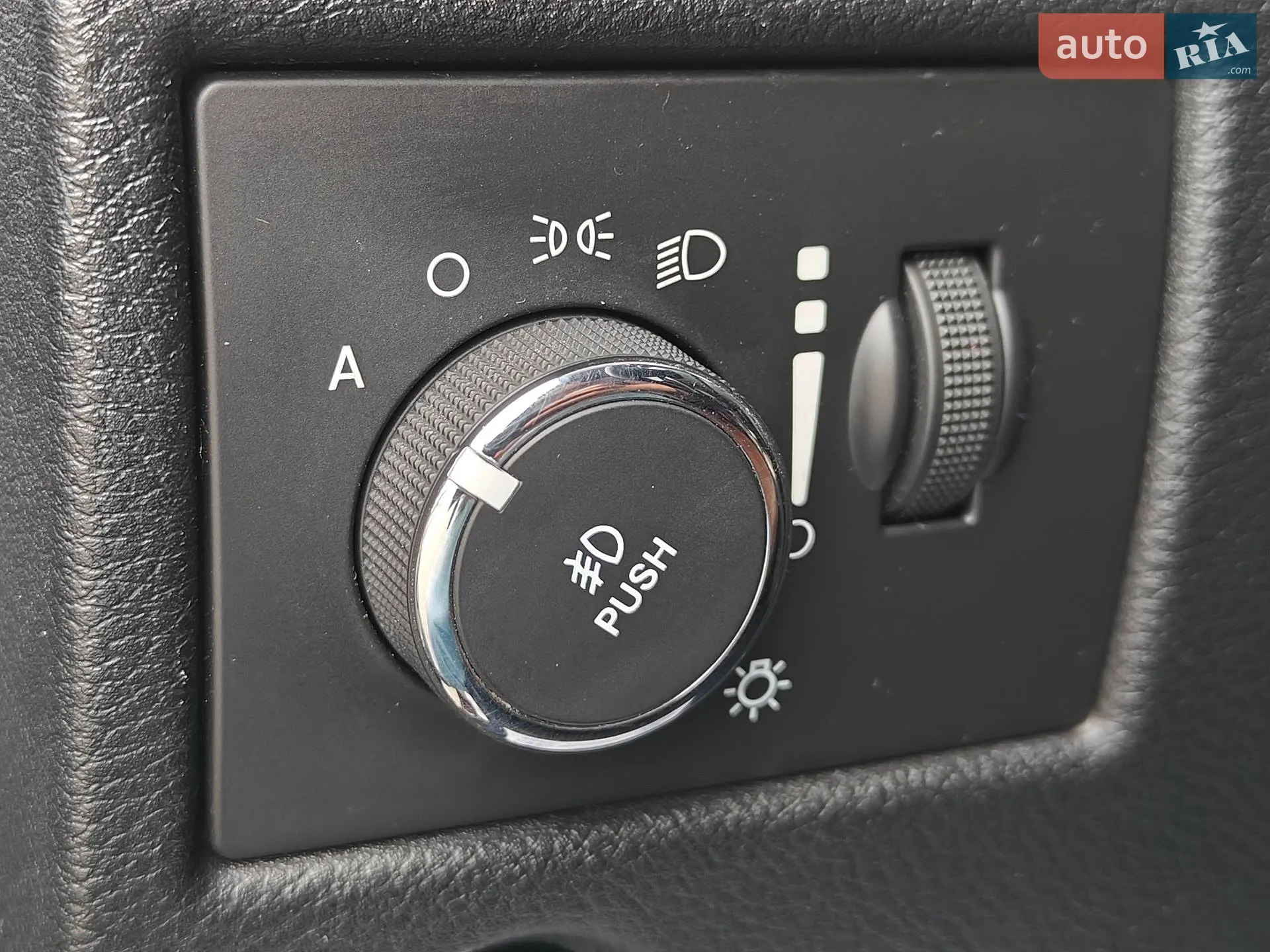2015 Jeep Grand Cherokee - мініатюра 26
