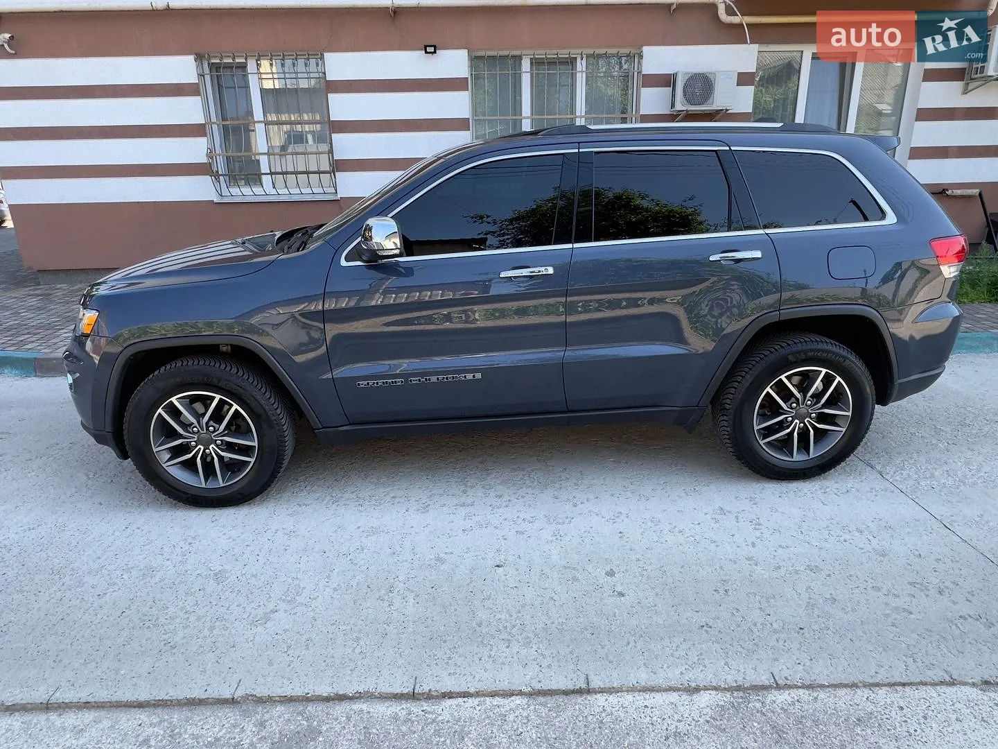 2019 Jeep Grand Cherokee - мініатюра 5