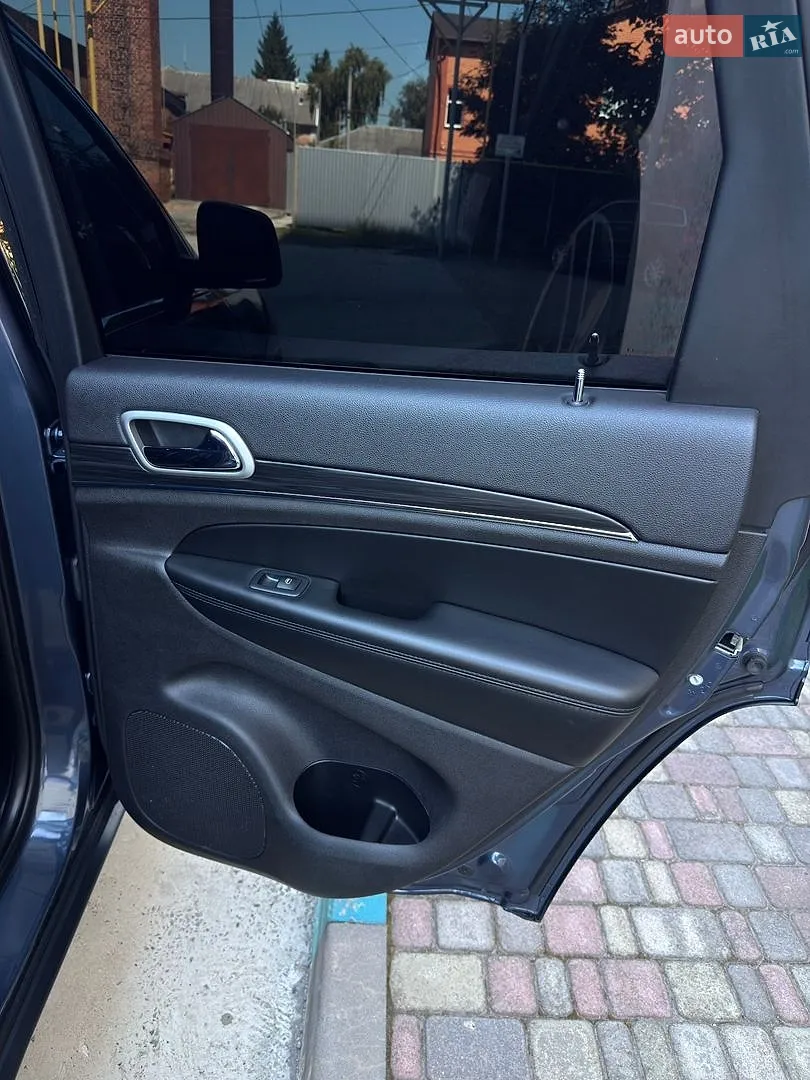 2019 Jeep Grand Cherokee - мініатюра 19