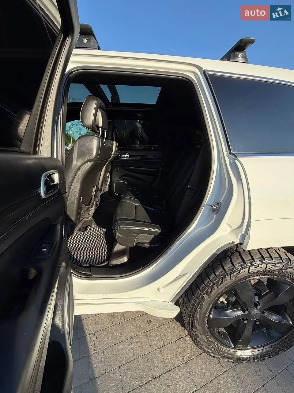 2015 Jeep Grand Cherokee - мініатюра 34