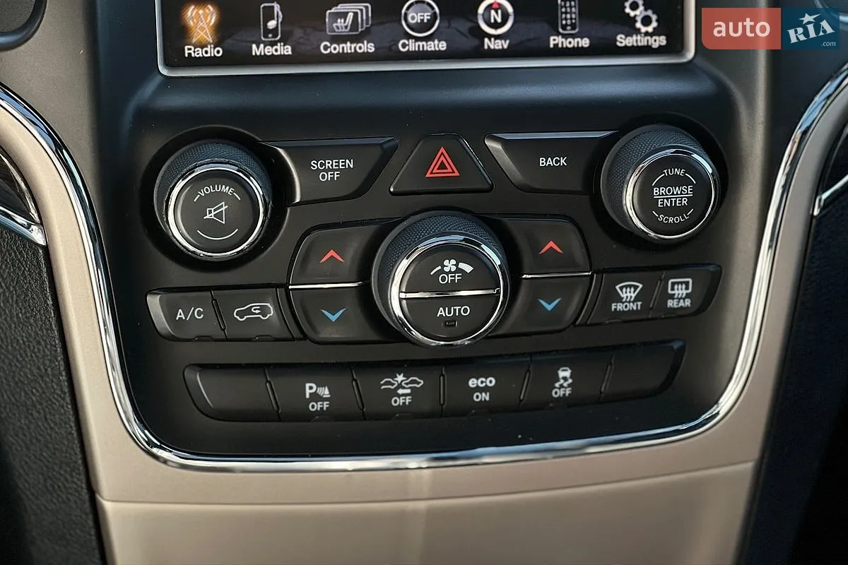2014 Jeep Grand Cherokee - мініатюра 19