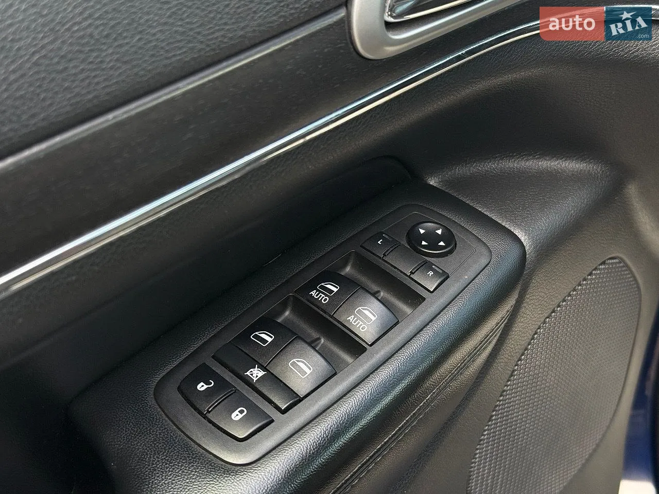 2018 Jeep Grand Cherokee - мініатюра 26
