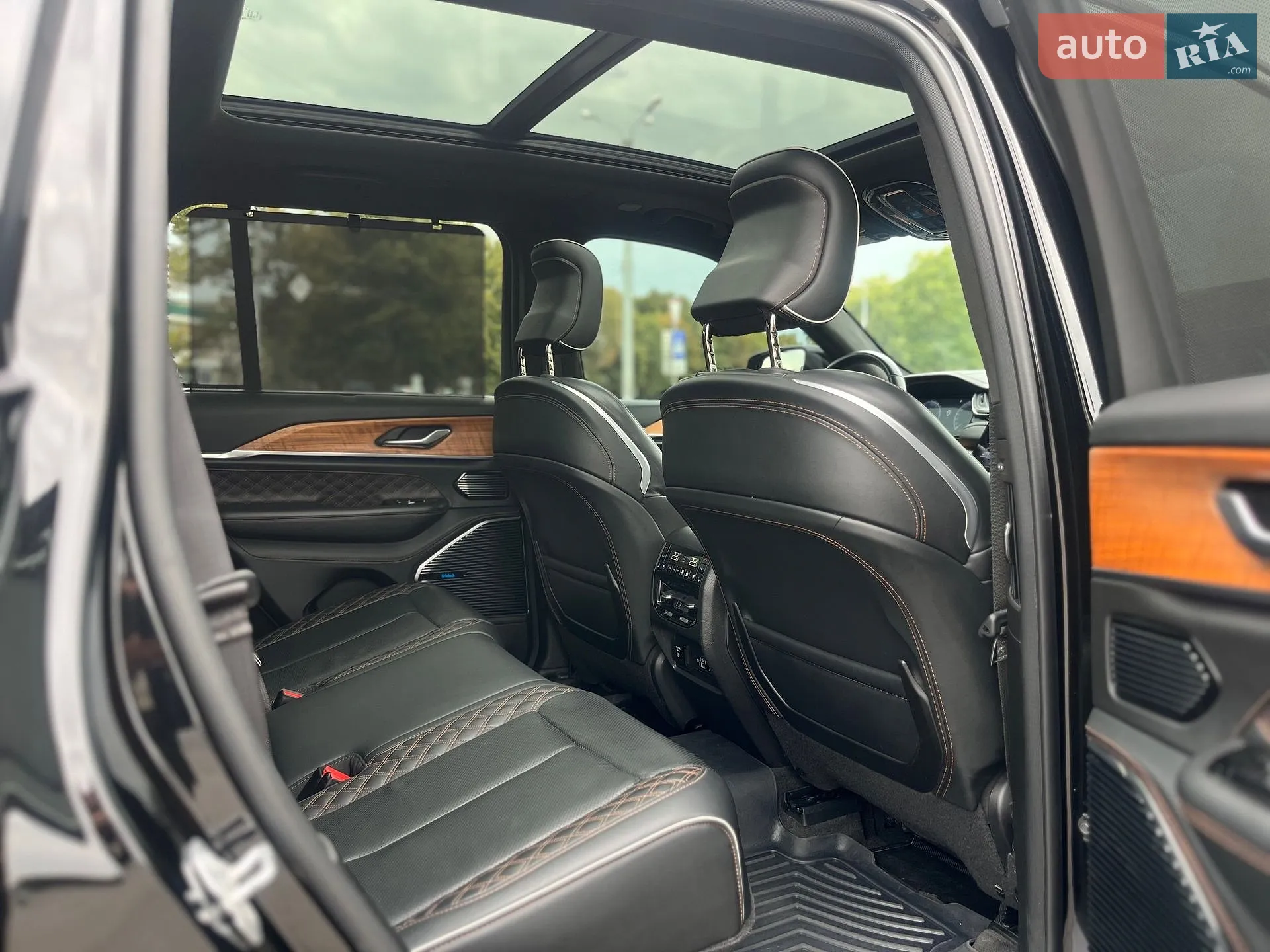 2022 Jeep Grand Cherokee - мініатюра 22
