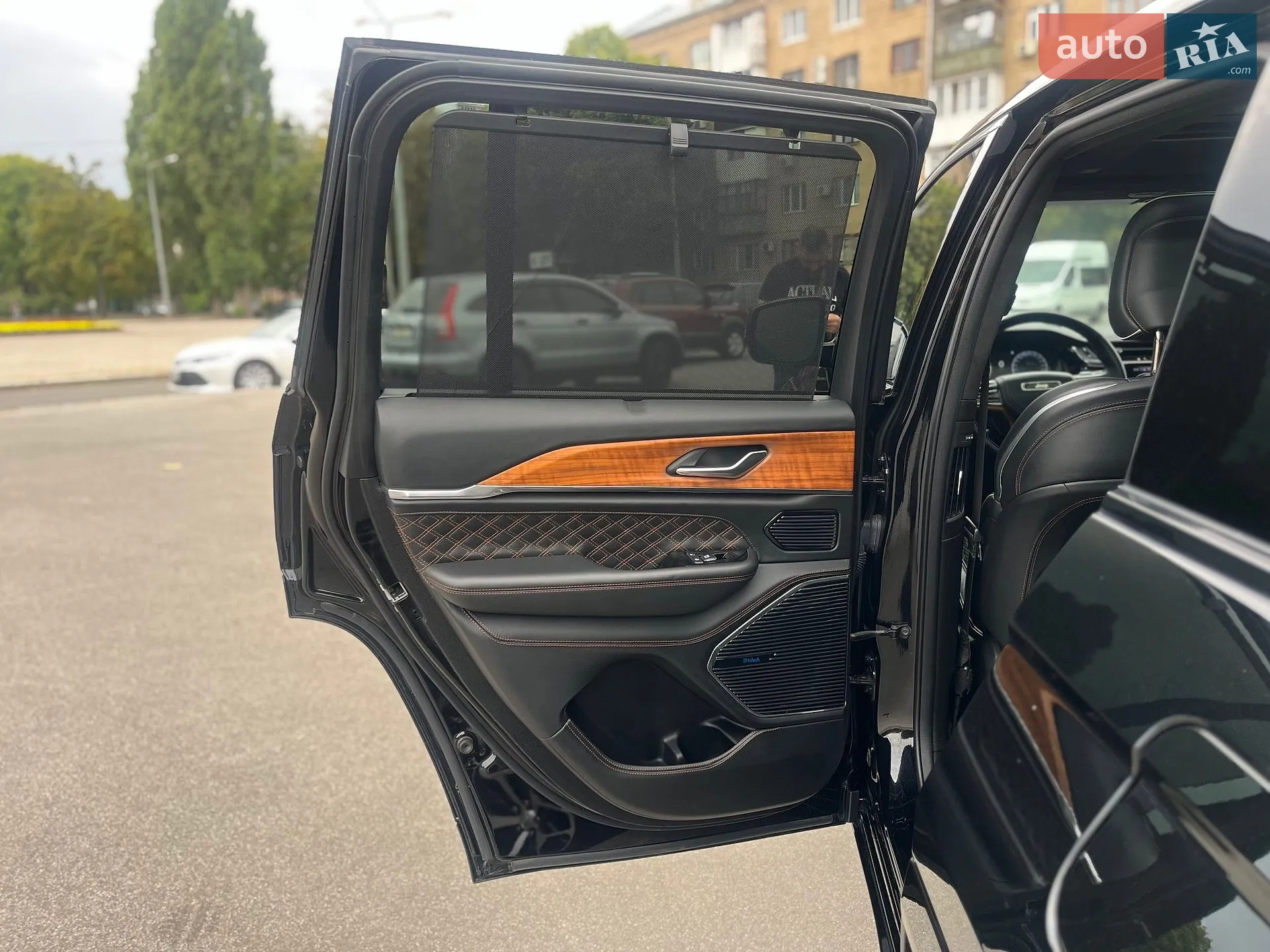 2022 Jeep Grand Cherokee - мініатюра 25
