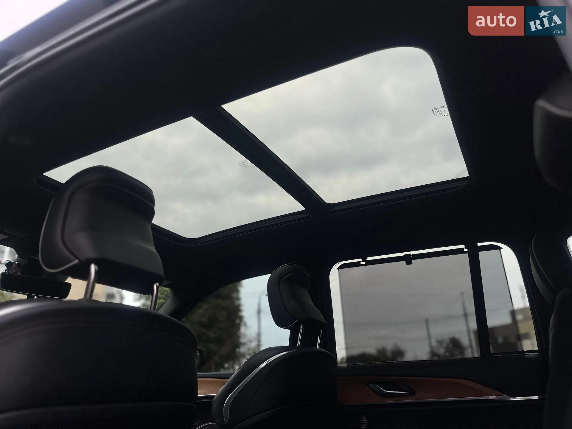 2022 Jeep Grand Cherokee - мініатюра 28