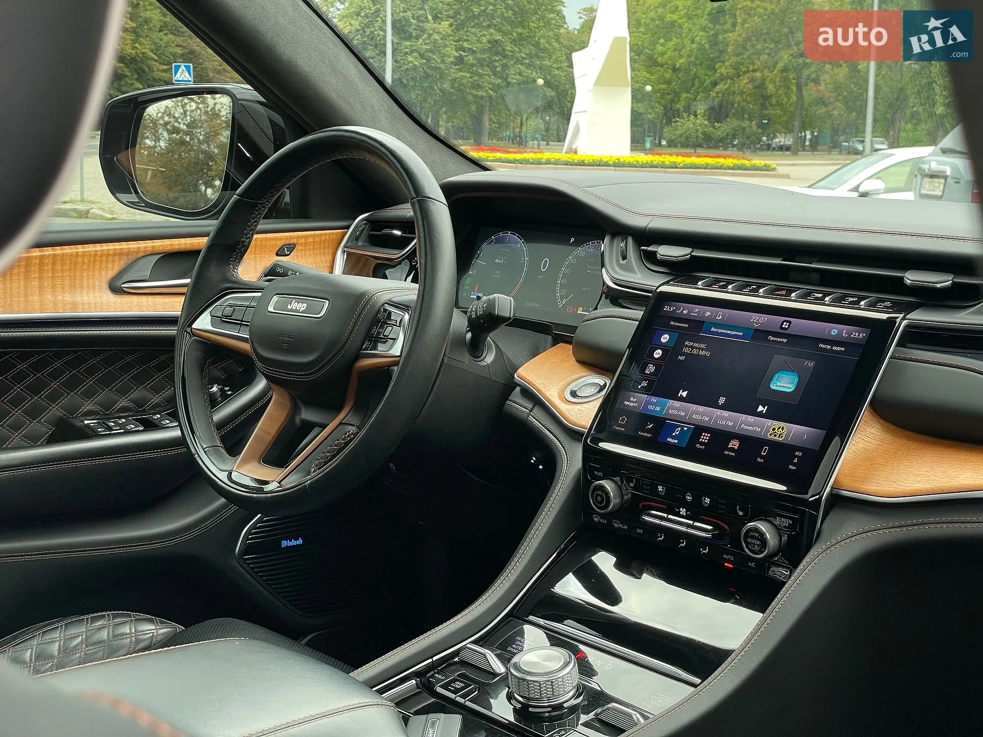 2022 Jeep Grand Cherokee - мініатюра 35