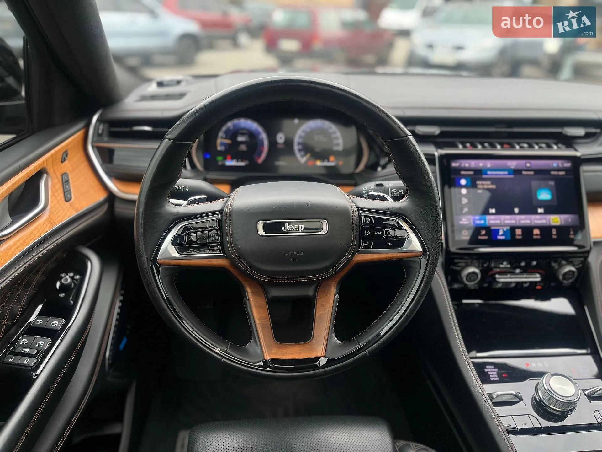 2022 Jeep Grand Cherokee - мініатюра 39