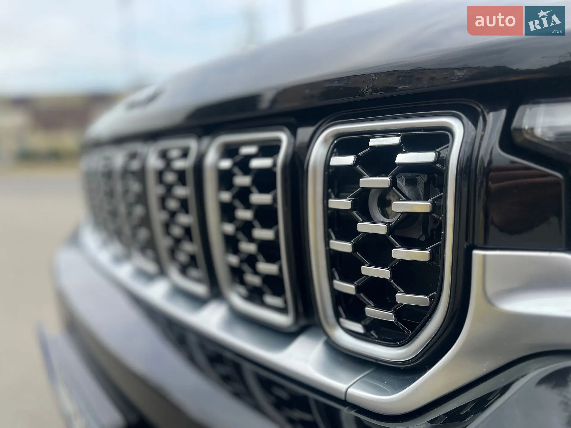 2022 Jeep Grand Cherokee - мініатюра 79