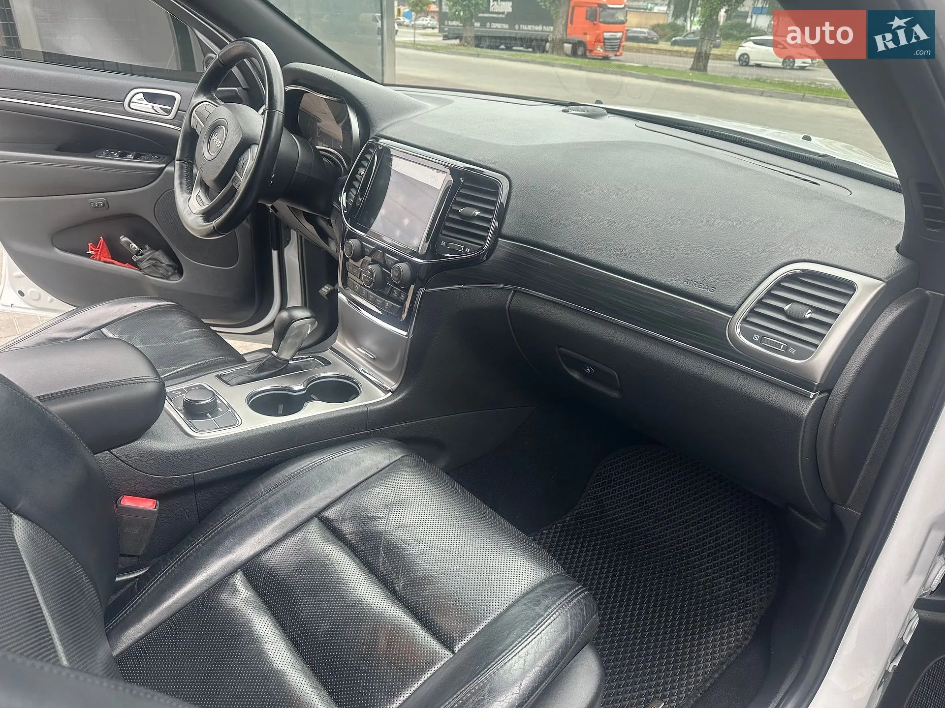 2019 Jeep Grand Cherokee - мініатюра 14