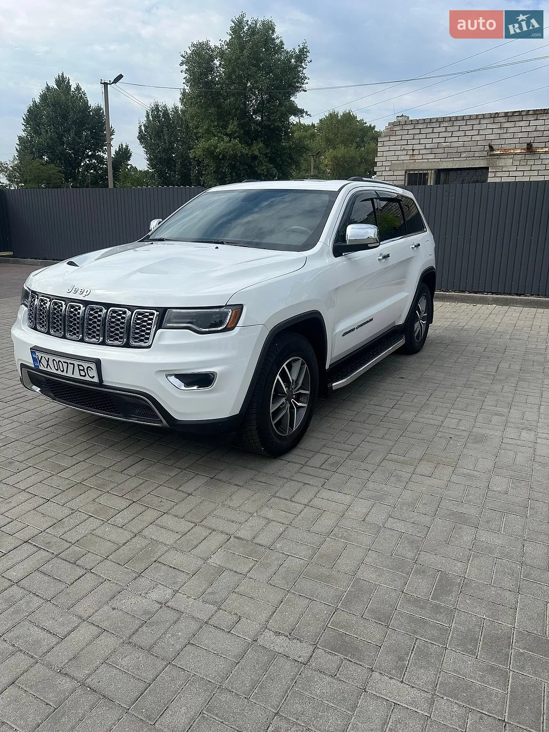 2019 Jeep Grand Cherokee - мініатюра 2