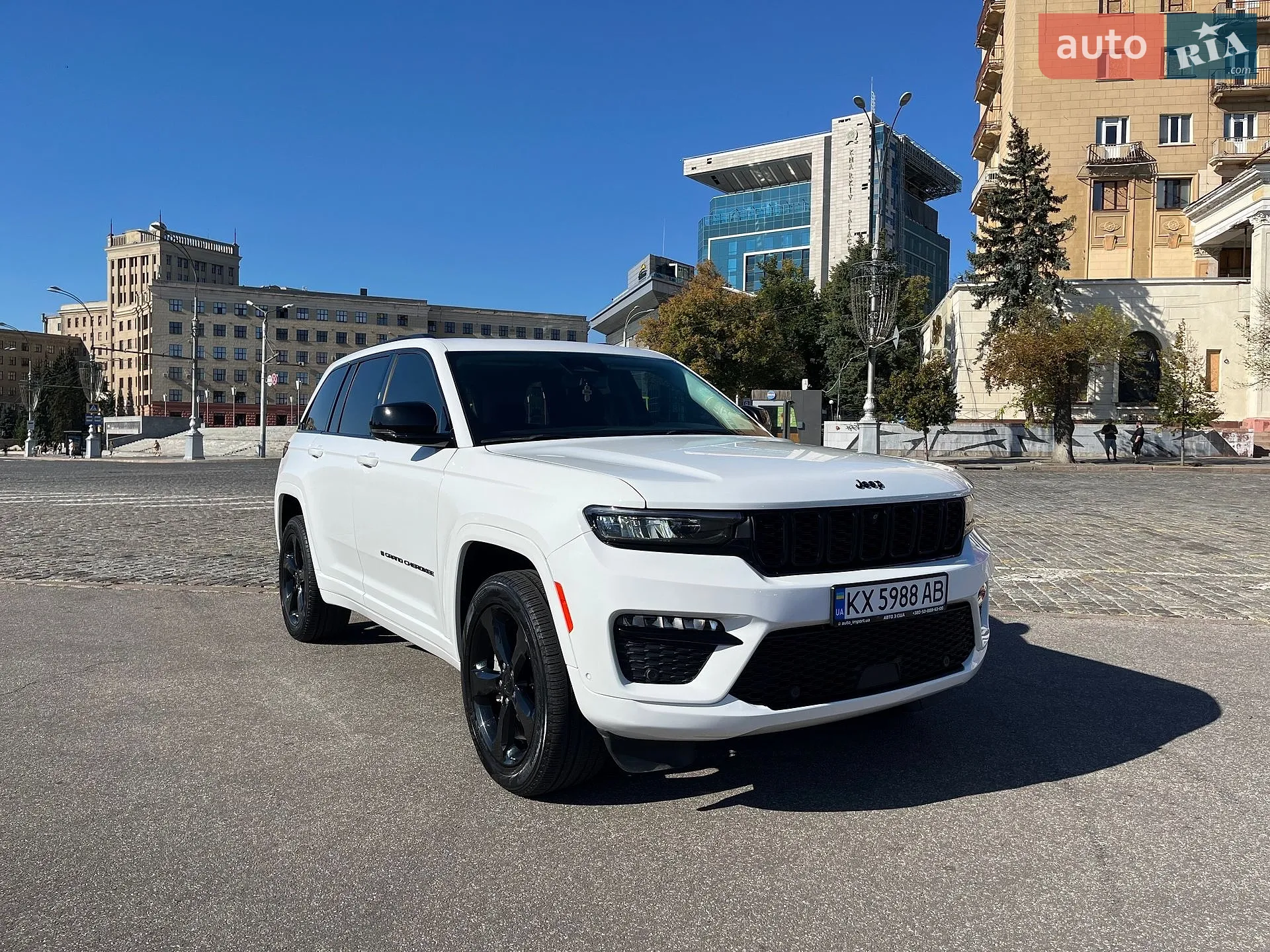 2023 Jeep Grand Cherokee - фото 1