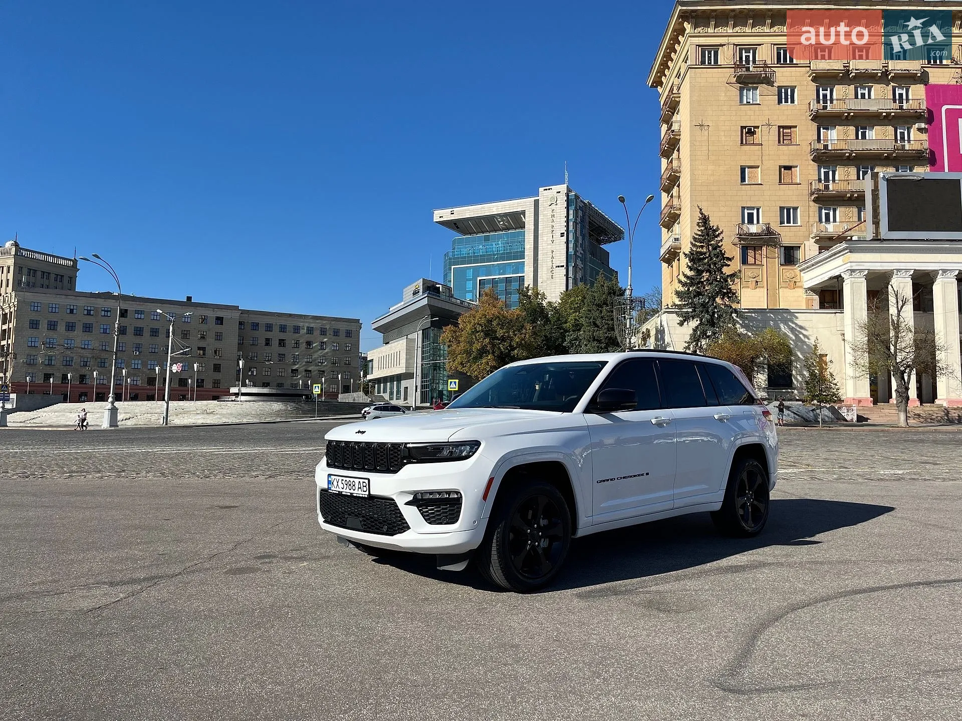 2023 Jeep Grand Cherokee - мініатюра 23
