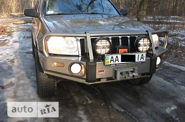 Внедорожник / Кроссовер Jeep Grand Cherokee 2005 в Киеве