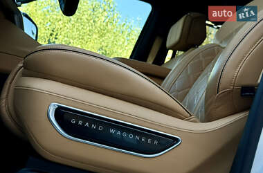 Внедорожник / Кроссовер Jeep Grand Wagoneer 2022 в 