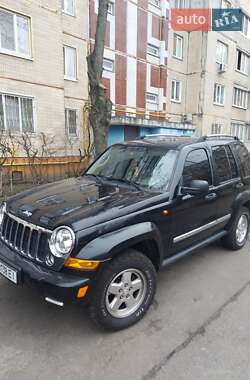 Позашляховик / Кросовер Jeep Liberty 2005 в Києві