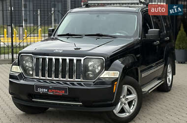 Внедорожник / Кроссовер Jeep Liberty 2011 в Киеве
