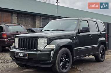 Внедорожник / Кроссовер Jeep Liberty 2011 в Иршаве