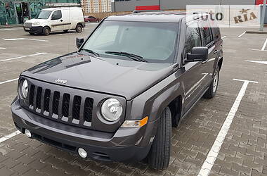 Позашляховик / Кросовер Jeep Patriot 2014 в 