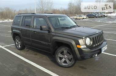 Внедорожник / Кроссовер Jeep Patriot 2015 в 