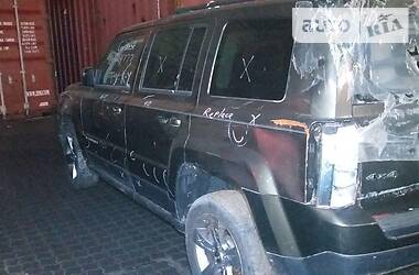 Внедорожник / Кроссовер Jeep Patriot 2015 в 