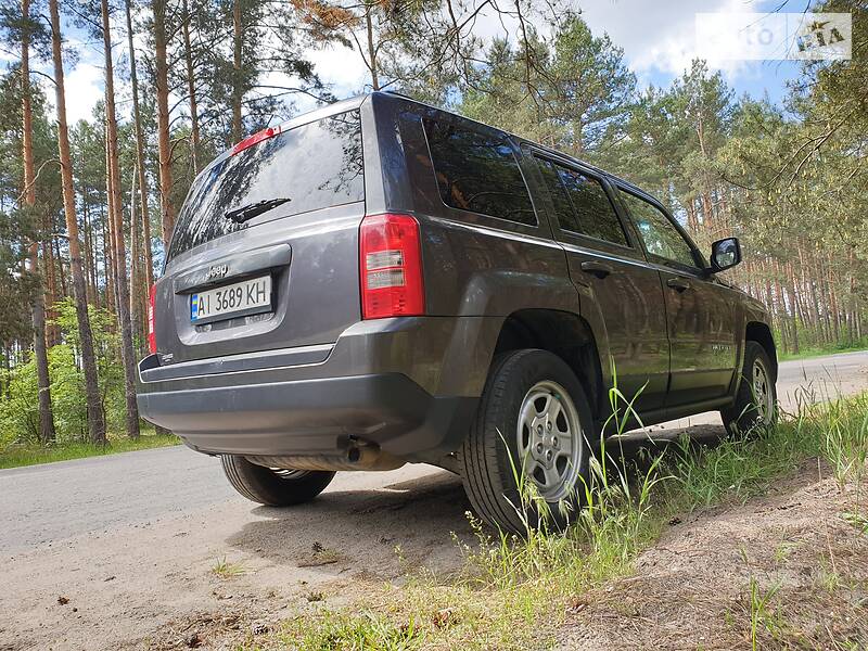 Позашляховик / Кросовер Jeep Patriot 2014 в Києві