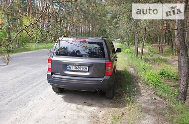 Позашляховик / Кросовер Jeep Patriot 2014 в 