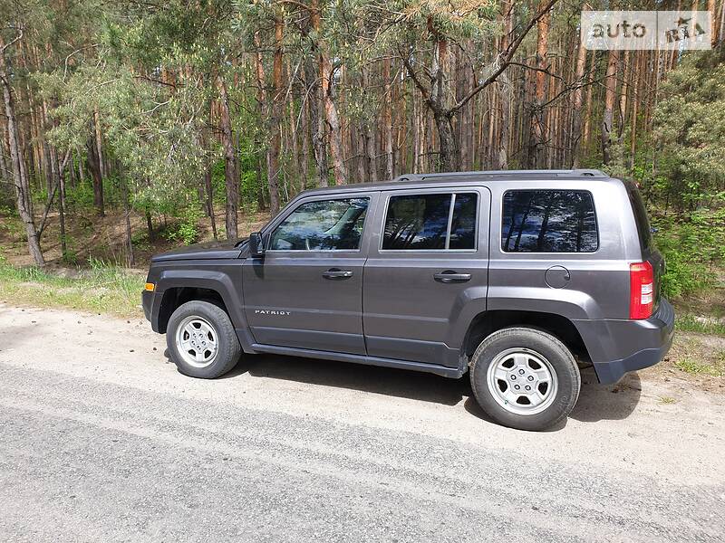 Позашляховик / Кросовер Jeep Patriot 2014 в Києві