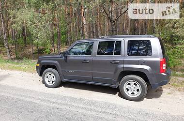 Позашляховик / Кросовер Jeep Patriot 2014 в 