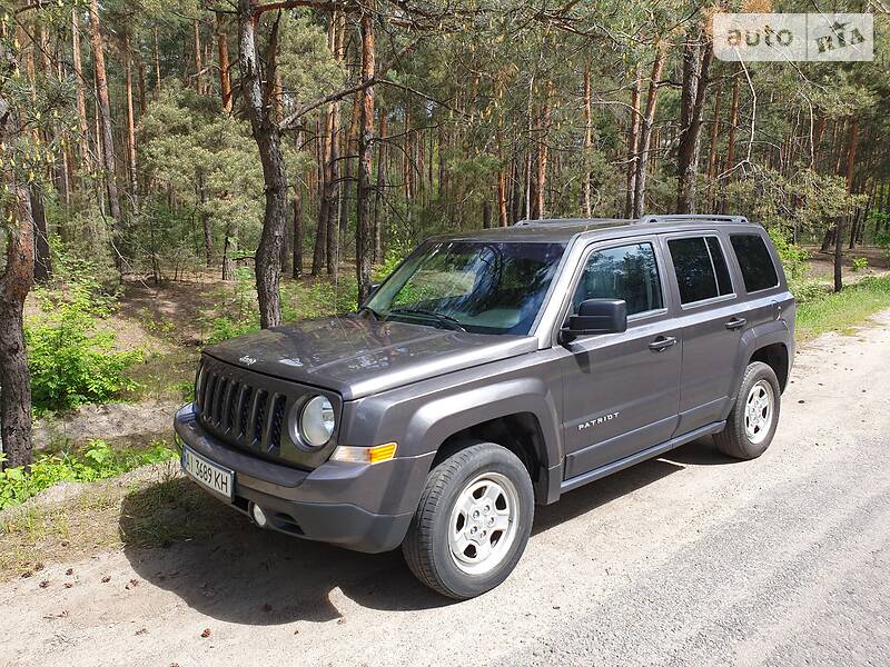 Позашляховик / Кросовер Jeep Patriot 2014 в Києві