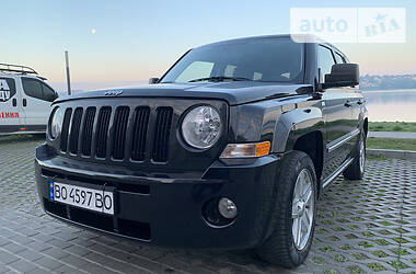 Внедорожник / Кроссовер Jeep Patriot 2010 в Тернополе