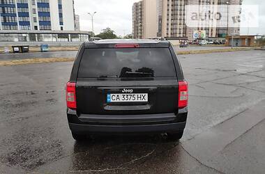 Внедорожник / Кроссовер Jeep Patriot 2015 в Черкассах