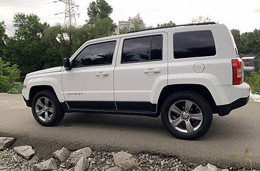 Внедорожник / Кроссовер Jeep Patriot 2011 в Киеве