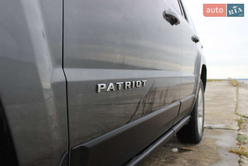 Внедорожник / Кроссовер Jeep Patriot 2011 в Каневе