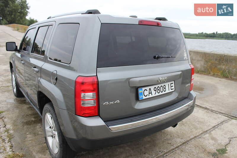 Внедорожник / Кроссовер Jeep Patriot 2011 в Каневе