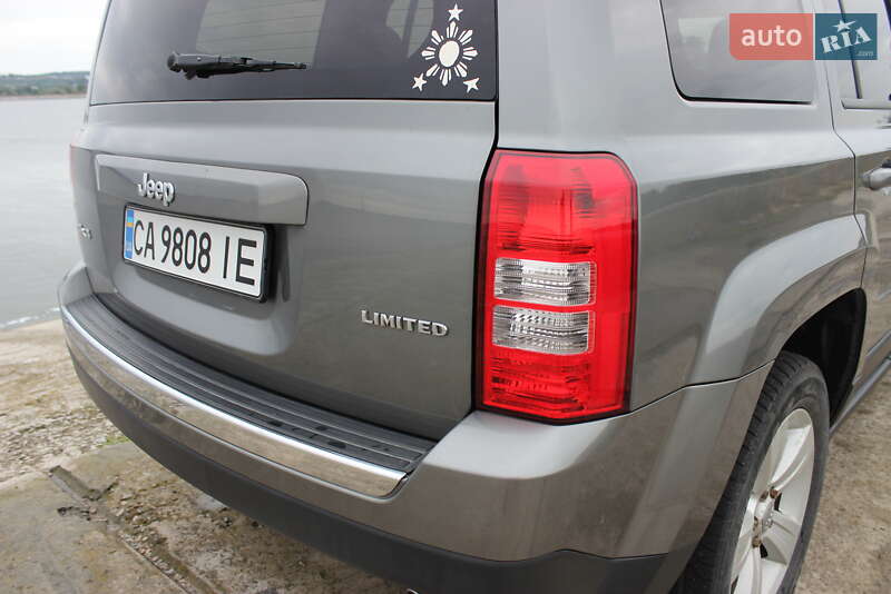 Внедорожник / Кроссовер Jeep Patriot 2011 в Каневе