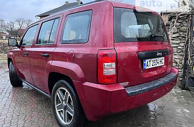 Внедорожник / Кроссовер Jeep Patriot 2008 в Черновцах