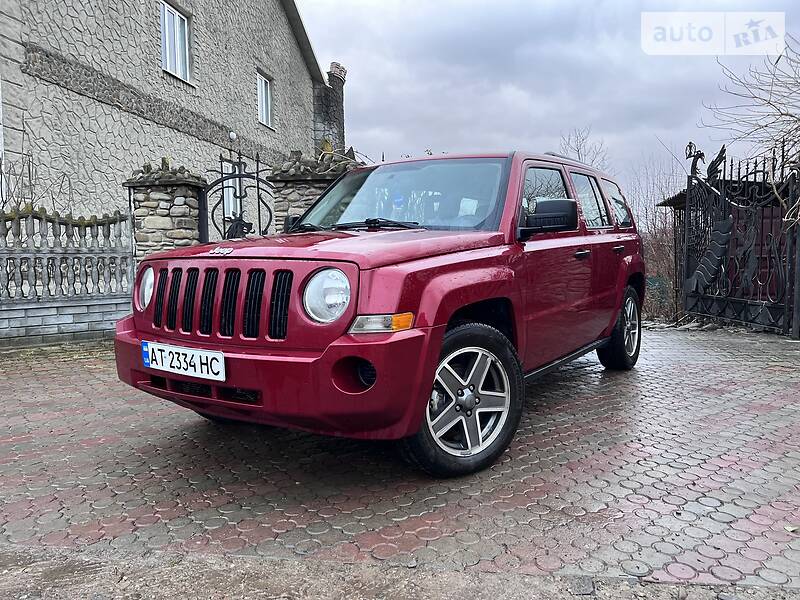 Внедорожник / Кроссовер Jeep Patriot 2008 в Черновцах