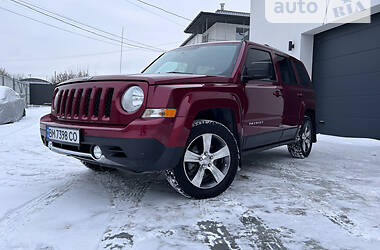 Внедорожник / Кроссовер Jeep Patriot 2016 в Сумах