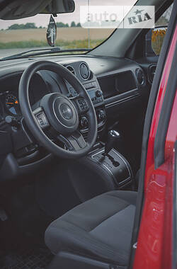 Внедорожник / Кроссовер Jeep Patriot 2015 в 