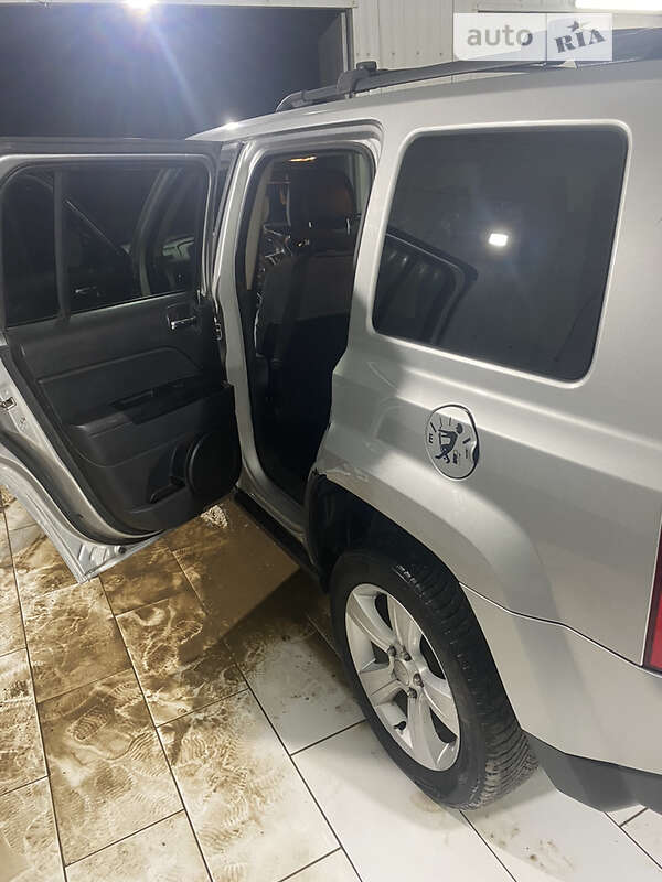 Позашляховик / Кросовер Jeep Patriot 2013 в Березанці