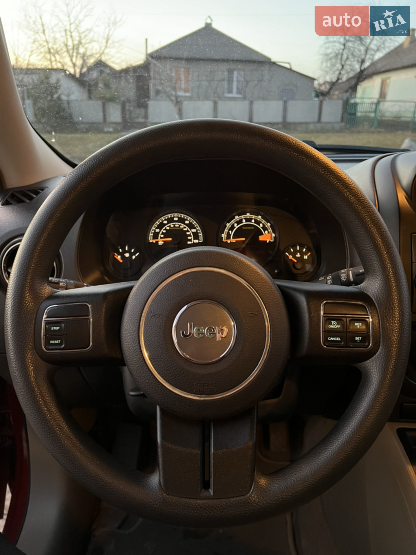 2015 Jeep Liberty (Patriot) - мініатюра 12
